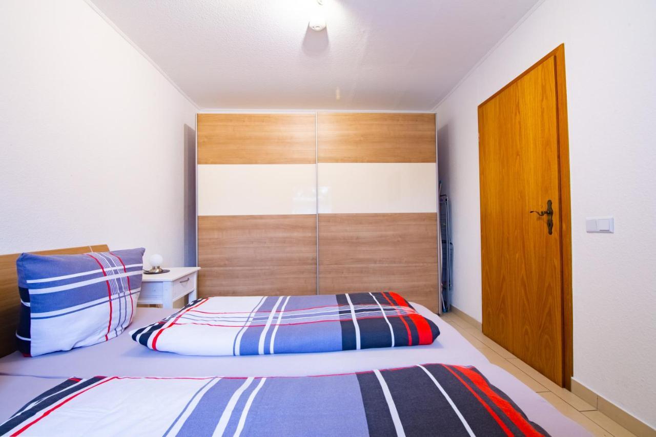 Ferienwohnung Oberhausen Alstaden ภายนอก รูปภาพ