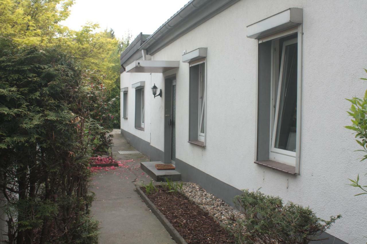 Ferienwohnung Oberhausen Alstaden ภายนอก รูปภาพ